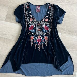 Johnny Was blue velvet embroidered tunic top Small